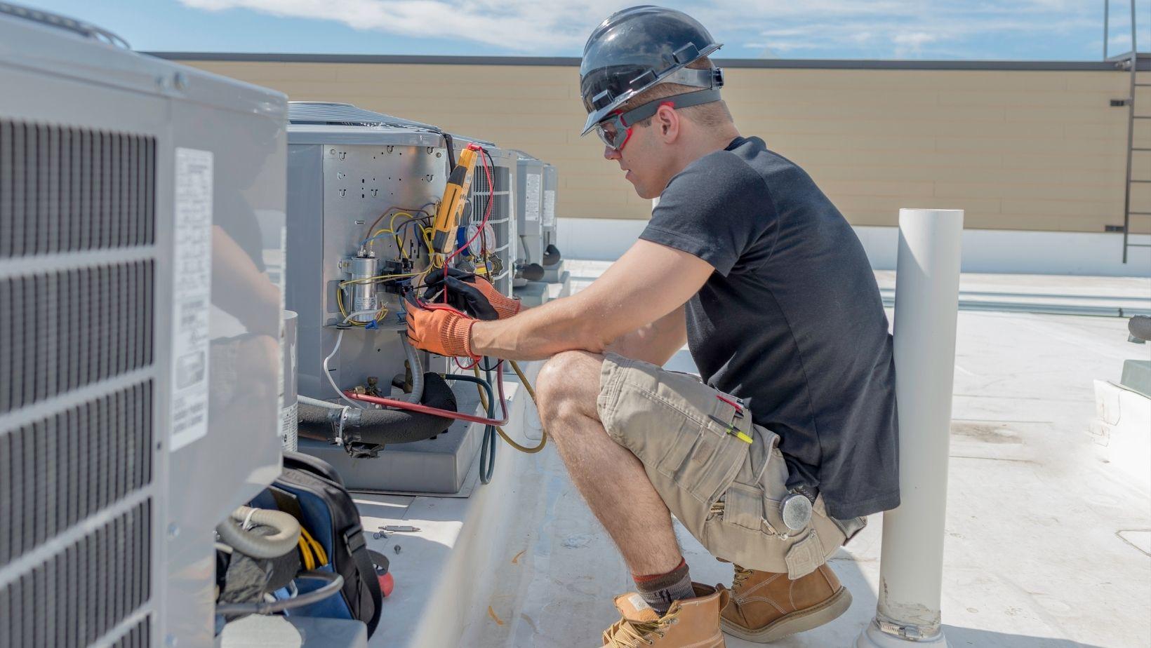 hvac contractor signs, when to hire hvac contractor, hvac repair issues, urgent hvac repair, signs need hvac professional, commercial hvac service, residential hvac contractor, hvac system troubleshooting, hvac emergency repair, local hvac contractor