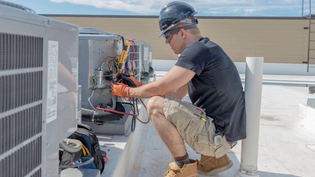 hvac contractor signs, when to hire hvac contractor, hvac repair issues, urgent hvac repair, signs need hvac professional, commercial hvac service, residential hvac contractor, hvac system troubleshooting, hvac emergency repair, local hvac contractor